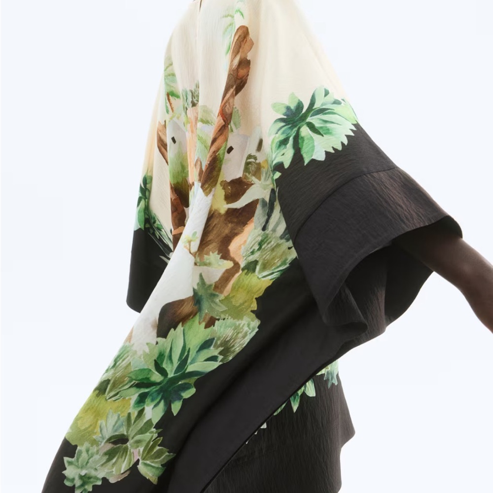 Floral Kimono dress with Black Trim gently worn